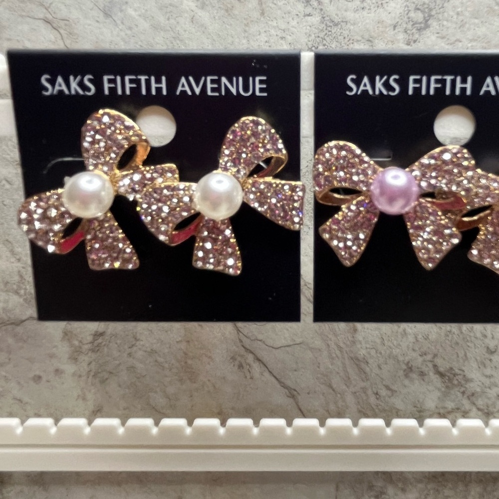 Saks Fifth Avenue Pink and White Bow Earrings Push Backs Bundle of Two - Picture 4 of 5